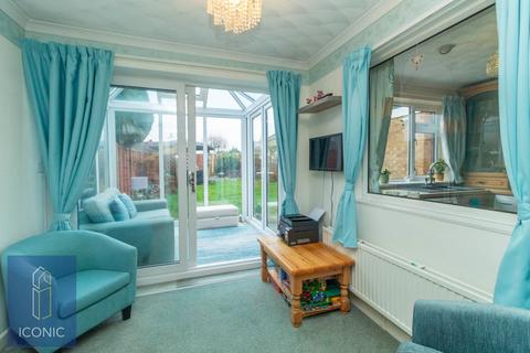 3 bedroom semi-detached house for sale, Angela Close, Horsford, Norwich