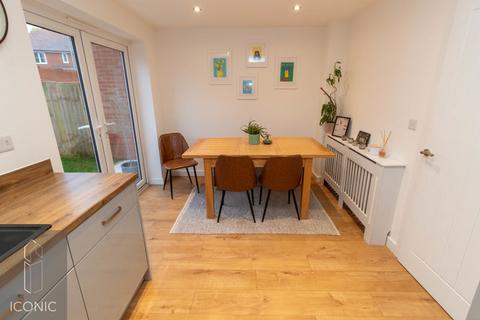 3 bedroom semi-detached house for sale, Sekynden Close, Oulton Broad, Lowestoft, Suffolk