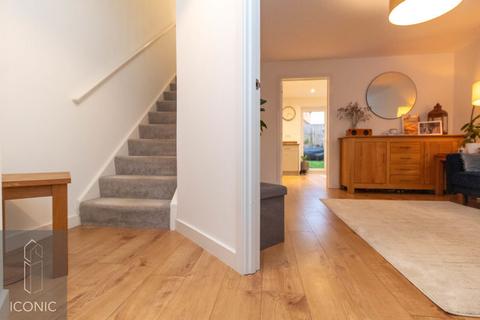 3 bedroom semi-detached house for sale, Sekynden Close, Oulton Broad, Lowestoft, Suffolk