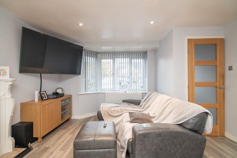 4 bedroom detached house for sale, Hursey Drive, TIPTON, DY4 8TN