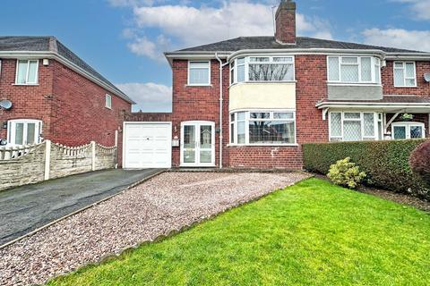 3 bedroom semi-detached house for sale, Powis Avenue, Tipton