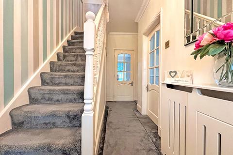 3 bedroom semi-detached house for sale, Powis Avenue, Tipton