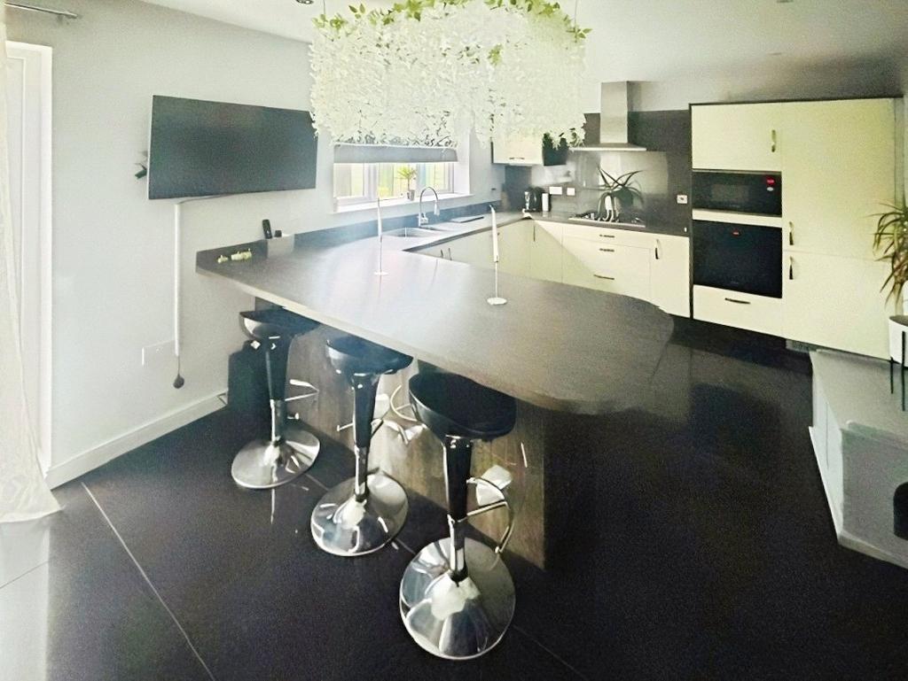 Breakfast Kitchen