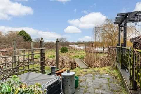 2 bedroom terraced house for sale, Admirals Walk, Hoddesdon