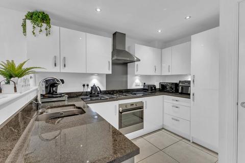 undefined, Jute Close, Littleborough OL15 9AL