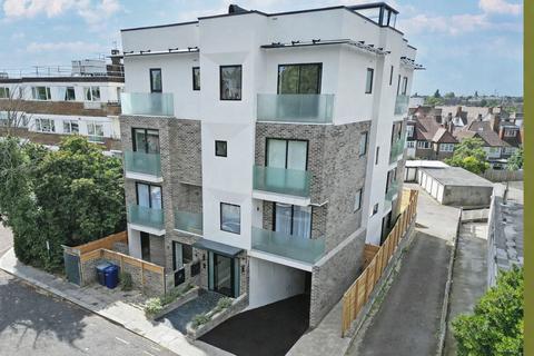 3 bedroom apartment for sale, Temple Fortune Lane, Hampstead Garden Suburb Border, NW11
