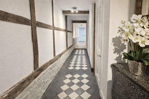 3 bedroom apartment to rent, Palace Street, Canterbury