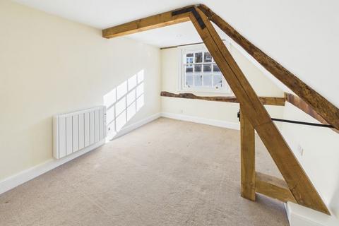 3 bedroom apartment to rent, Palace Street, Canterbury