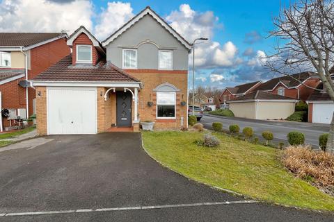 undefined, Clos Ynysddu, Pontyclun