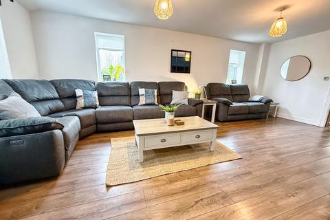5 bedroom detached house for sale, 2 Alma Terrace, Aberkenfig, Bridgend, CF32 9AL