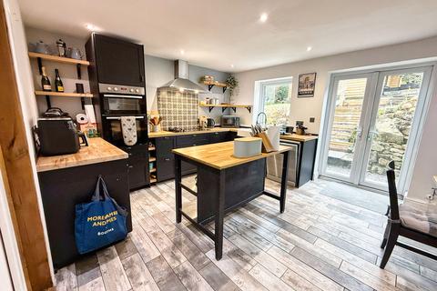 5 bedroom detached house for sale, 2 Alma Terrace, Aberkenfig, Bridgend, CF32 9AL