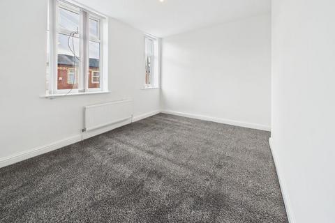 2 bedroom end of terrace house for sale, Ethel Avenue, Blackley, Manchester, M9