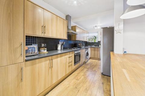 3 bedroom terraced house for sale, Wymersley Road, Hull