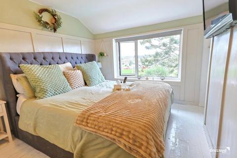 3 bedroom terraced house for sale, GIBSON ROAD WHITEROCK PAIGNTON