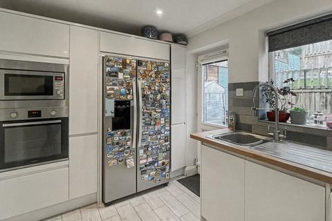 2 bedroom terraced house for sale, Ludlow Mews, London Road, HP11