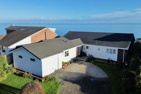 5 bedroom detached bungalow for sale, Penrhyn Beach East, Penrhyn Bay