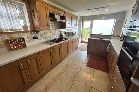 5 bedroom detached bungalow for sale, Penrhyn Beach East, Penrhyn Bay