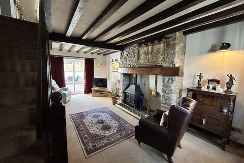 3 bedroom cottage for sale, Dolwen Road, Llysfaen