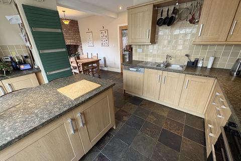 4 bedroom semi-detached house for sale, Chapel Street, Colwyn Bay