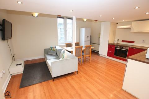 2 bedroom apartment to rent, The Royal, Wilton Place, Salford M3
