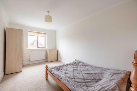 2 bedroom apartment for sale, St. Laurence Way, Slough