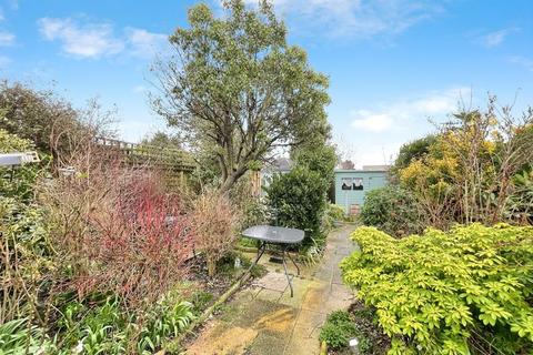 2 bedroom bungalow for sale, Lower Park Road, Brightlingsea, CO7