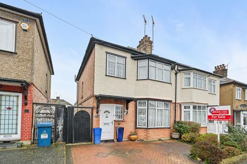 3 bedroom semi-detached house for sale, Durham Road, Harrow