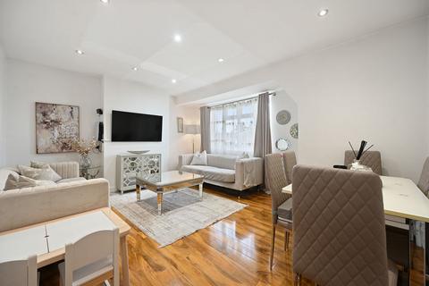 2 bedroom maisonette for sale, Rowe Walk, Harrow
