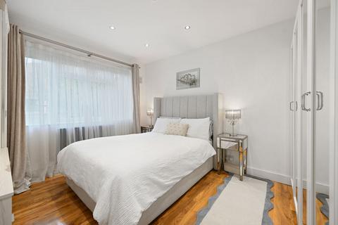 2 bedroom maisonette for sale, Rowe Walk, Harrow
