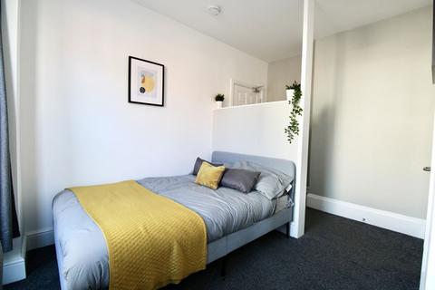 undefined, 68 Harborough Road, Southampton SO15