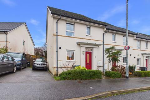 3 bedroom end of terrace house for sale, Long Meadow Lane, Falmouth - Well presented
