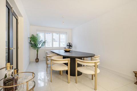 4 bedroom detached house for sale, Barbel Gardens, Bedford MK40