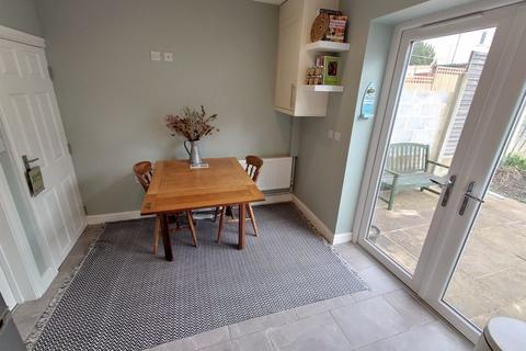 undefined, Southmead Road, Bristol BS10