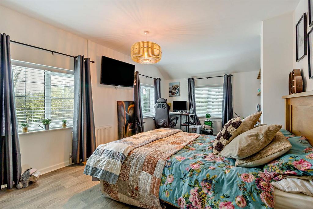 8676793-interior16-800.jpg