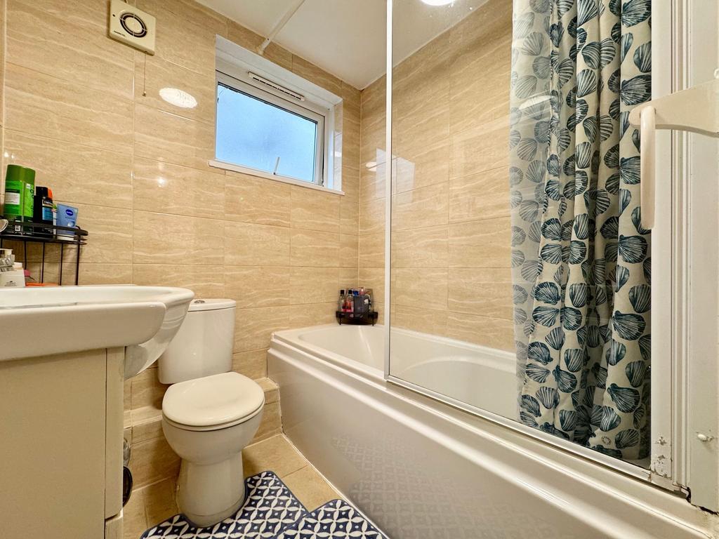 Family bathroom