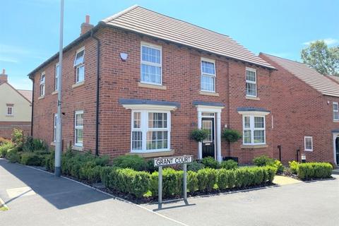 4 bedroom detached house for sale, Grant Court, Coalville LE67
