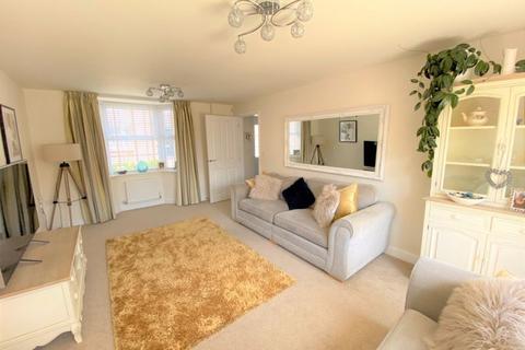 4 bedroom detached house for sale, Grant Court, Coalville LE67