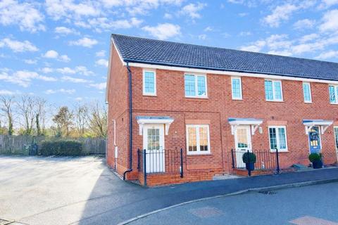 3 bedroom terraced house for sale, Abbey Close, Loughborough LE12