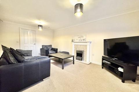 3 bedroom terraced house for sale, Abbey Close, Loughborough LE12