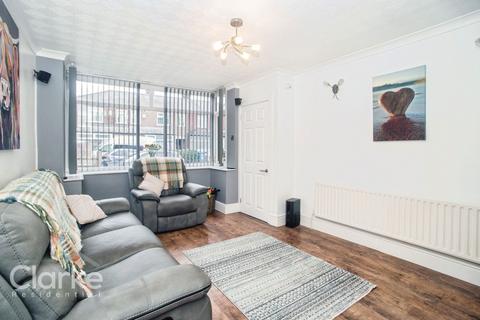 3 bedroom end of terrace house for sale, Ruth Avenue, Manchester, M40 3GN
