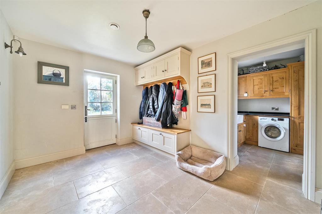 Utility/boot room