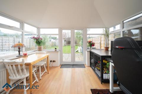 3 bedroom terraced house for sale, Kingsway, Bollington, SK10 5EU