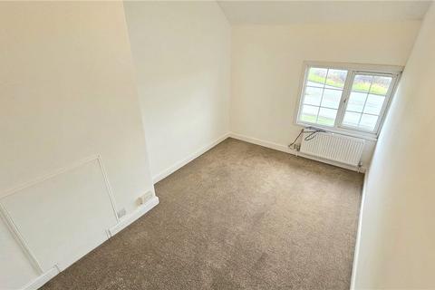 3 bedroom semi-detached house to rent, Biggleswade SG18