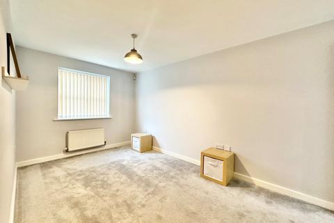 2 bedroom apartment for sale, Russell Place, Trafford M33