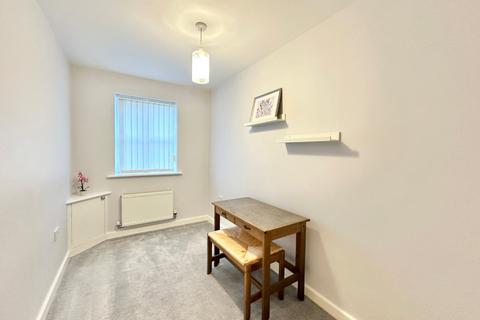 2 bedroom apartment for sale, Russell Place, Trafford M33