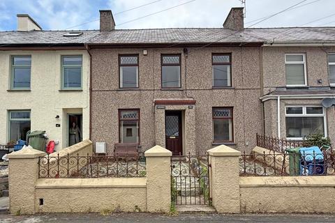 3 bedroom terraced house for sale, Bryncelyn, Talysarn, Caernarfon, Gwynedd, LL54