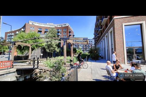 2 bedroom flat to rent, Surrey Quays Road, London, SE16