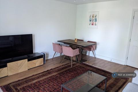 2 bedroom flat to rent, Bourne Place, Chertsey, KT16