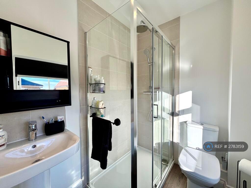 Ensuite Shower