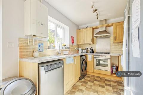 undefined, Circus Drive, Cambridge, CB4